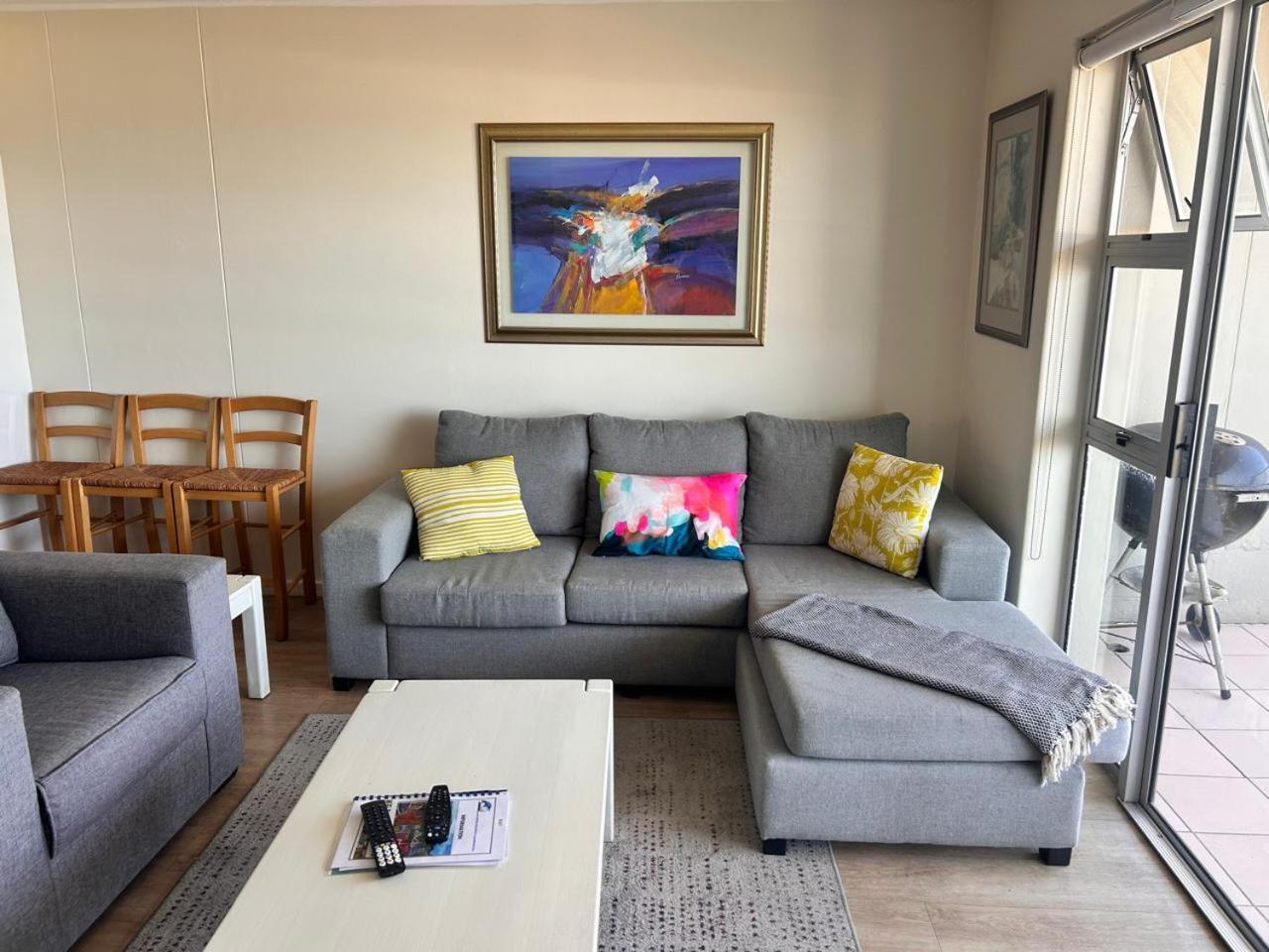 Cape Town Beachfront Accommodation In Blouberg Bloubergstrand Exterior photo
